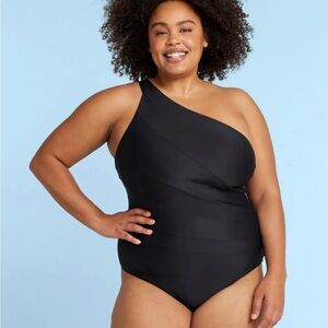 Summersalt Sidestroke black swim. NWT Size 16
